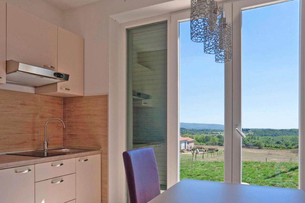 Kastel Pineta in Sveti Martin * Istrien Hotell Nedeščina Exteriör bild